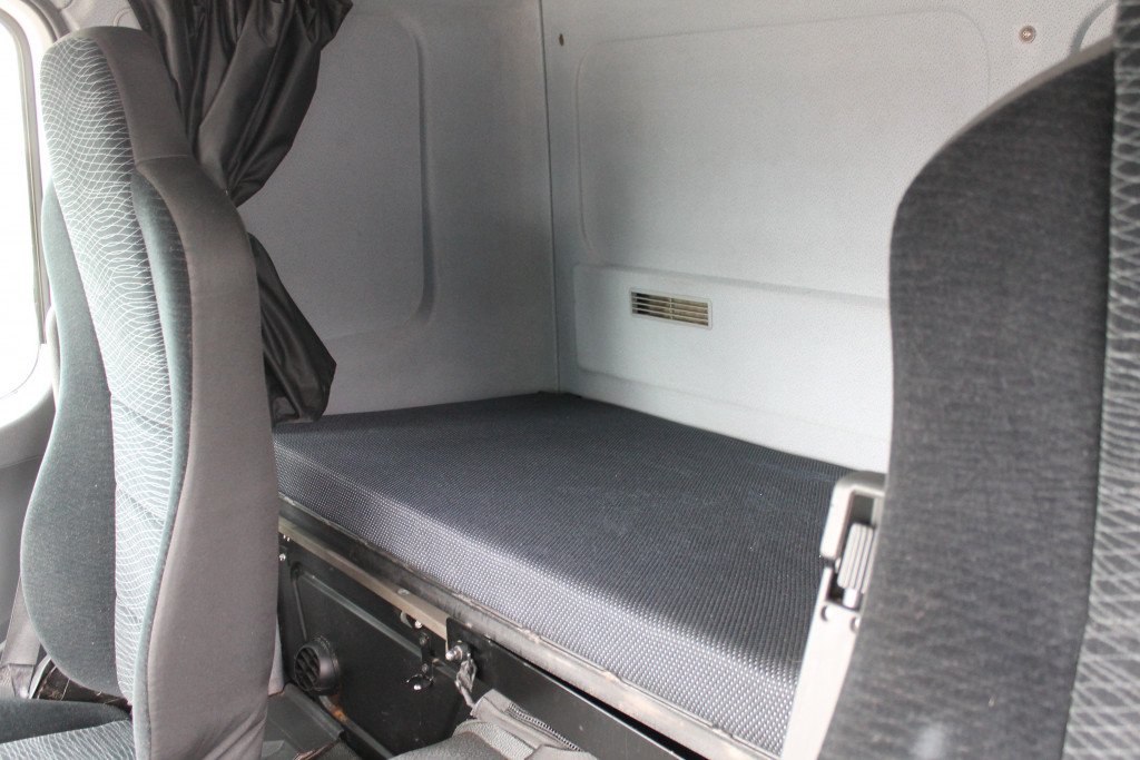 Mercedes-Benz Atego 1221 E6Blatt/Luft LBW Bett Schlafkabine - 11 Mercedes-Benz Atego 1221 E6Blatt/Luft LBW Bett Schlafkabine - 11
