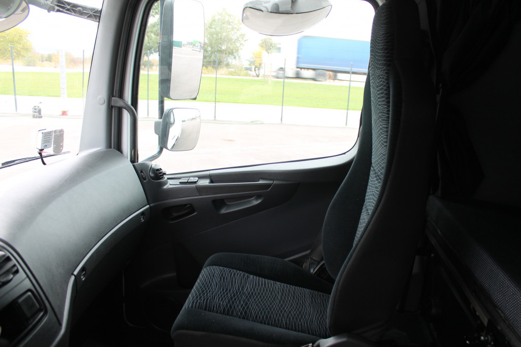 Mercedes-Benz Atego 1221 E6Blatt/Luft LBW Bett Schlafkabine - 12 Mercedes-Benz Atego 1221 E6Blatt/Luft LBW Bett Schlafkabine - 12