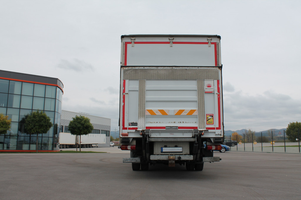 Mercedes-Benz Atego 1221 E6Blatt/Luft LBW Bett Schlafkabine - 4 Mercedes-Benz Atego 1221 E6Blatt/Luft LBW Bett Schlafkabine - 4