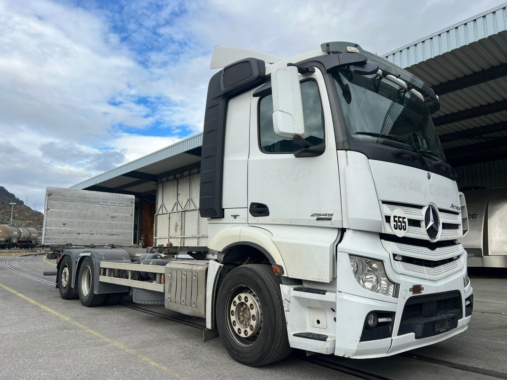 Mercedes-Benz Actros 2545 E6 Retarder Lift/Lenk LBW AHK - 2 Mercedes-Benz Actros 2545 E6 Retarder Lift/Lenk LBW AHK - 2