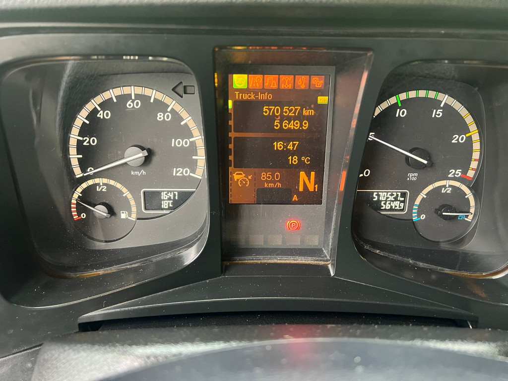 Mercedes-Benz Antos 1840 E6 Luft/Luft TK UT-800 AHK LBW - 10 Mercedes-Benz Antos 1840 E6 Luft/Luft TK UT-800 AHK LBW - 10