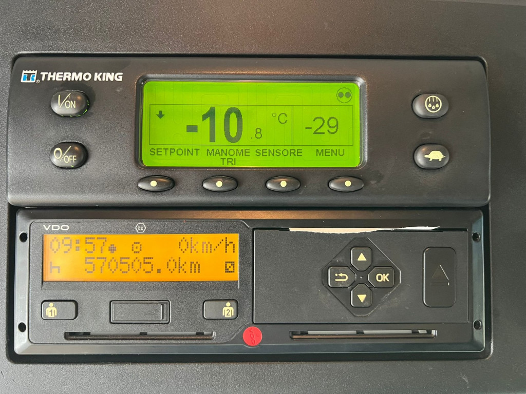 Mercedes-Benz Antos 1840 E6 Luft/Luft TK UT-800 AHK LBW - 11 Mercedes-Benz Antos 1840 E6 Luft/Luft TK UT-800 AHK LBW - 11
