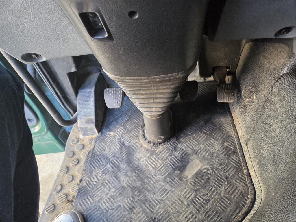 Mercedes-Benz Actros 2644 E5 6x4-4x4 Kardanwelle MP3 Kipphydr. - 15 Mercedes-Benz Actros 2644 E5 6x4-4x4 Kardanwelle MP3 Kipphydr. - 15
