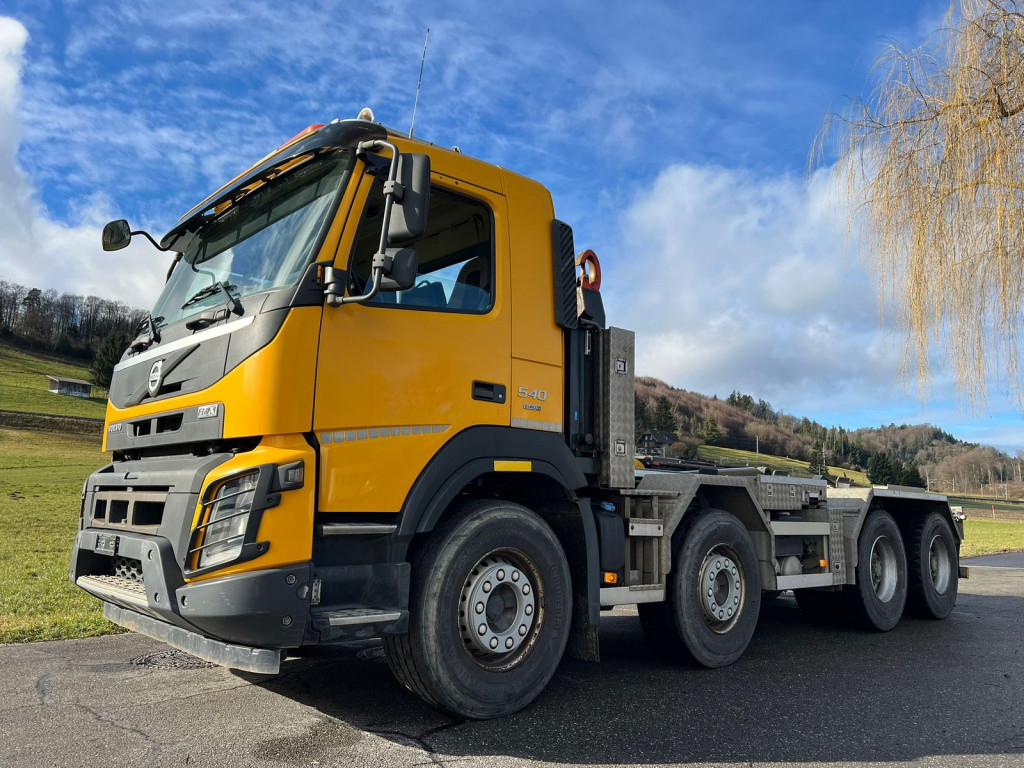 Volvo FMX540 8x4 E6 Scheckheft AHK Blatt/Luft  - 1
